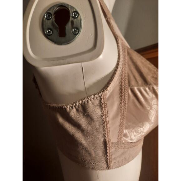 Playtex 18-Hour Wireless Bra 4693 Sz 38C Ultimate Shoulder Comfort 4-Way Support - Picture 7 of 10